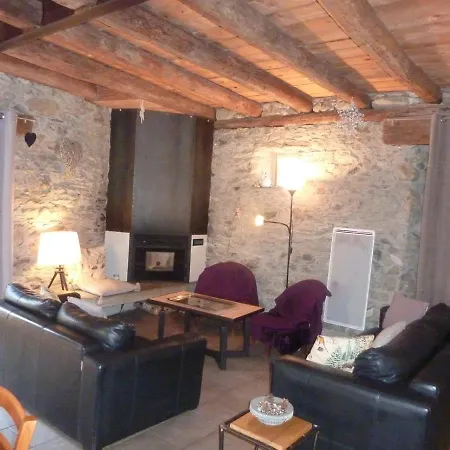 Hébergement de vacances La Grange Avec *